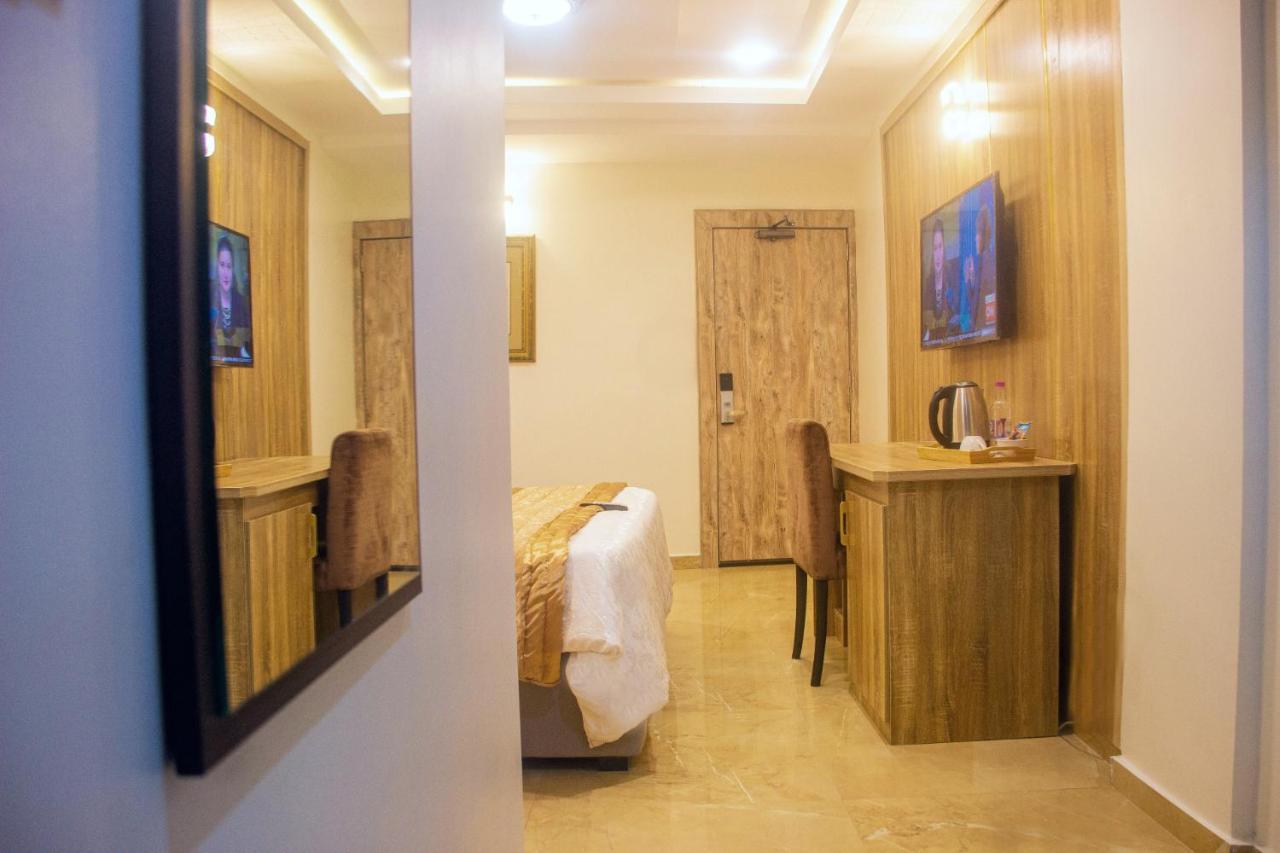 Swiss International Beland Hotel オウェリ エクステリア 写真